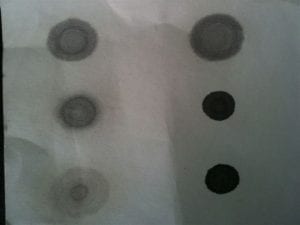 Oil spot test, a visual check for oil contamination 