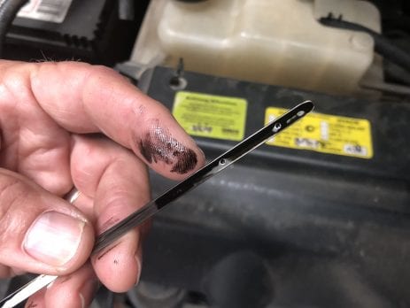 dirty engine oil, engine flush,